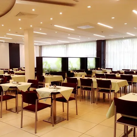 林茨之夏酒店 酒店