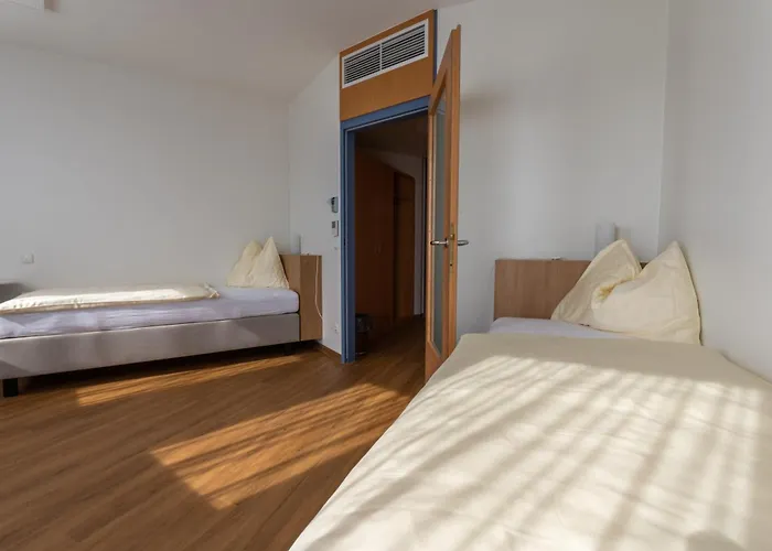 Sommerhaus فندق لينتز